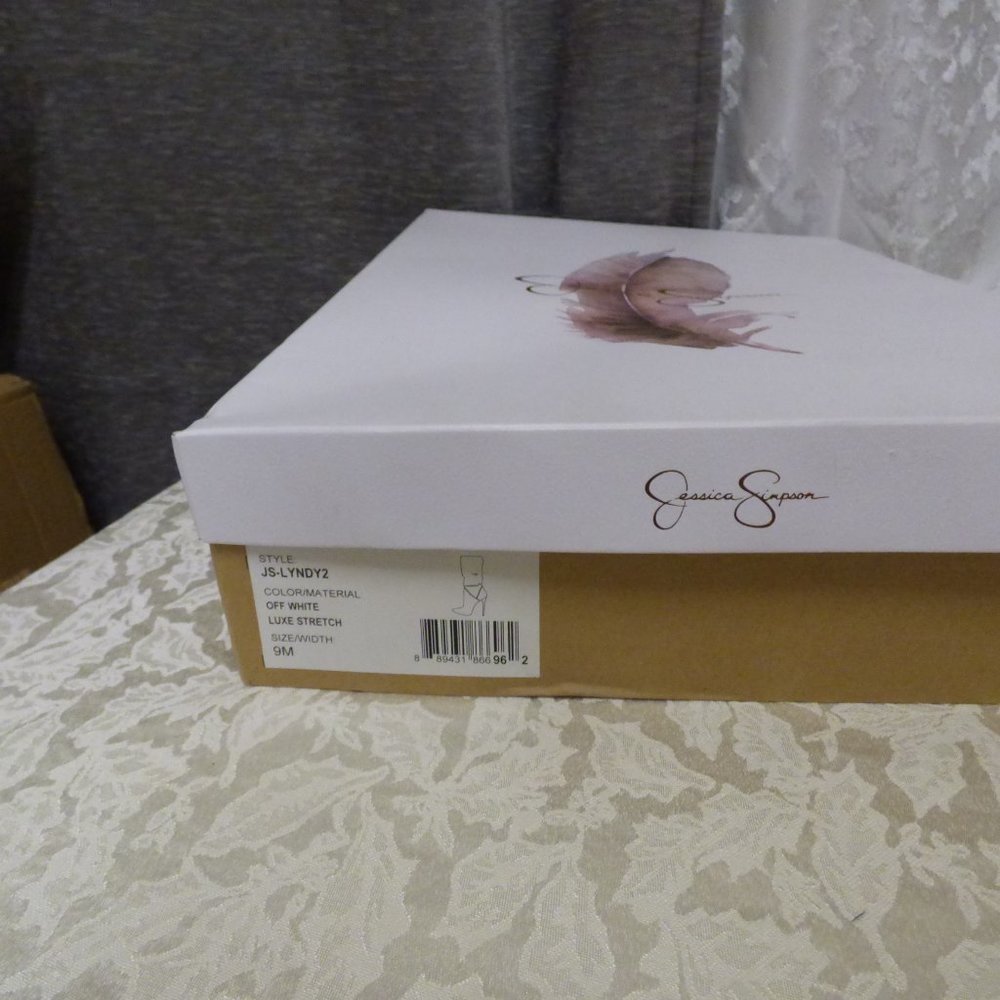 $129.00 Jessica Simpson Lyndy Slouch Boots, Off White, 9, M - Picture 12 of 12
